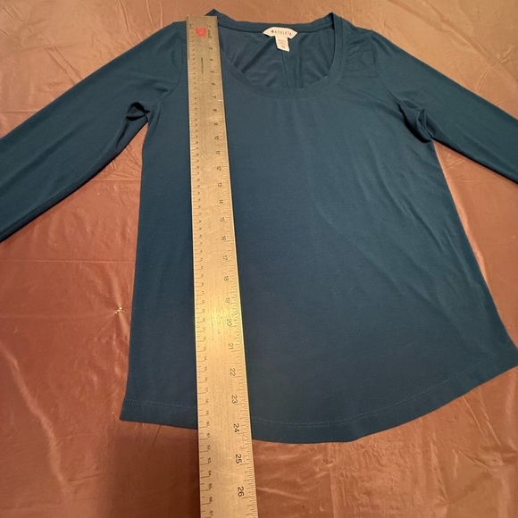 NWOT Athleta Blue/Green Teal Long Sleeve Activewear Tee Size XXS - Picture 6 of 8